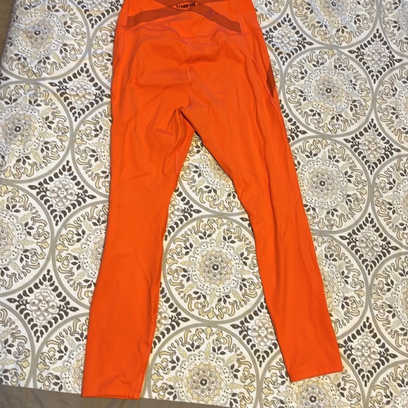 Orange FirmAbs leggings 3/4. - Picture 2 of 4